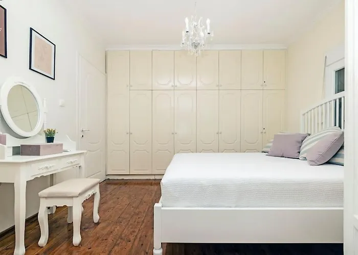 Diana's Centrally Located Apt@ Old Town Of Corfu
