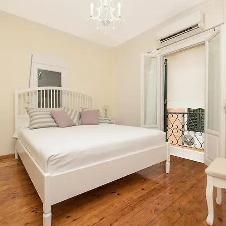 Diana's Centrally Located Apt@ Old Town Of Corfu